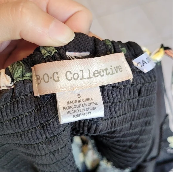 BOG Collective Floral Ruffle Wrap Dress Size Small - Picture 9 of 10